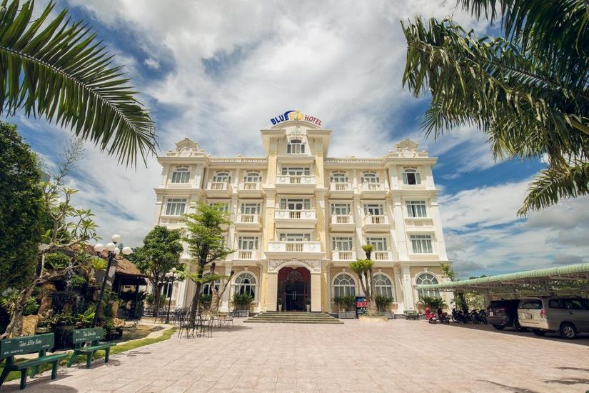 Blue Star Hotel